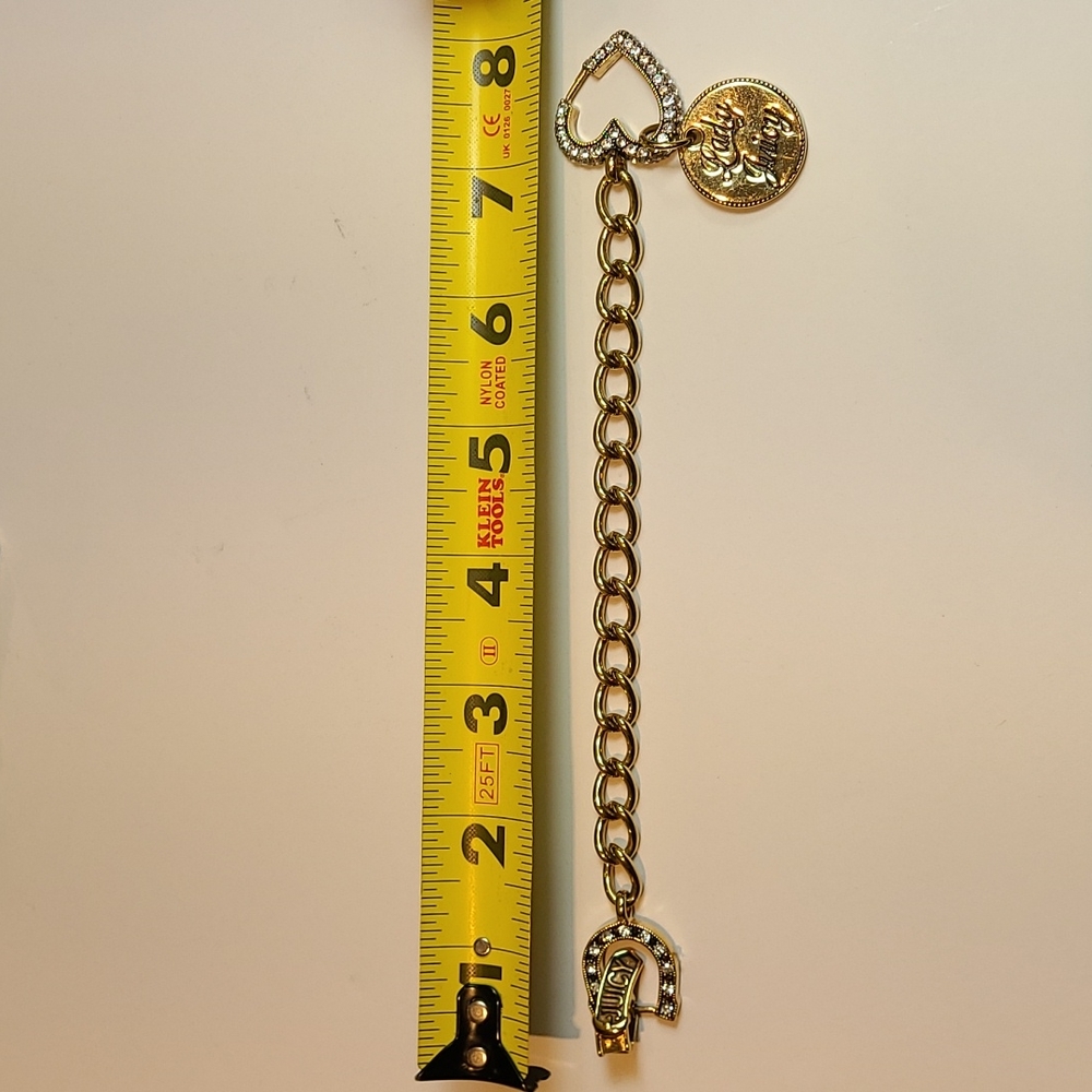 Juicy Couture charm bracelet with Swarovski crystal heart and juicy clasp - Picture 9 of 11